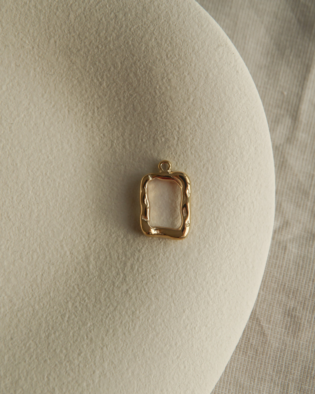 Frame ☼ Charm